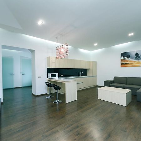 Kreschatik 21 With Terrace 2Br Kiev Eksteriør bilde
