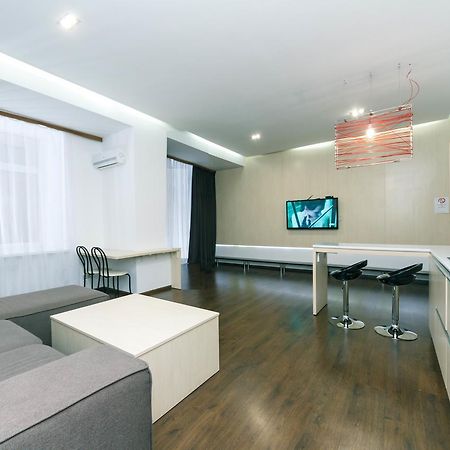 Kreschatik 21 With Terrace 2Br Kiev Eksteriør bilde