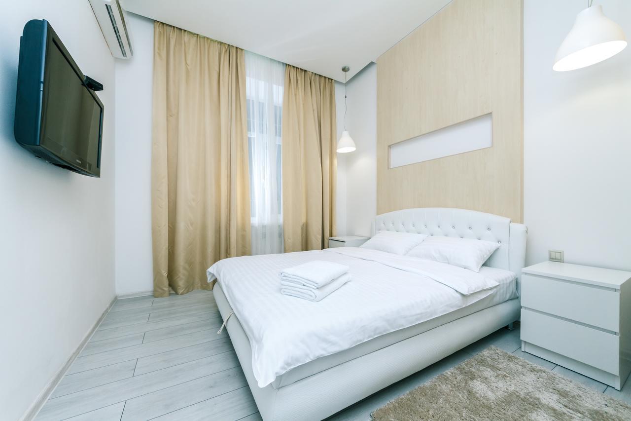 Kreschatik 21 With Terrace 2Br Kiev Eksteriør bilde