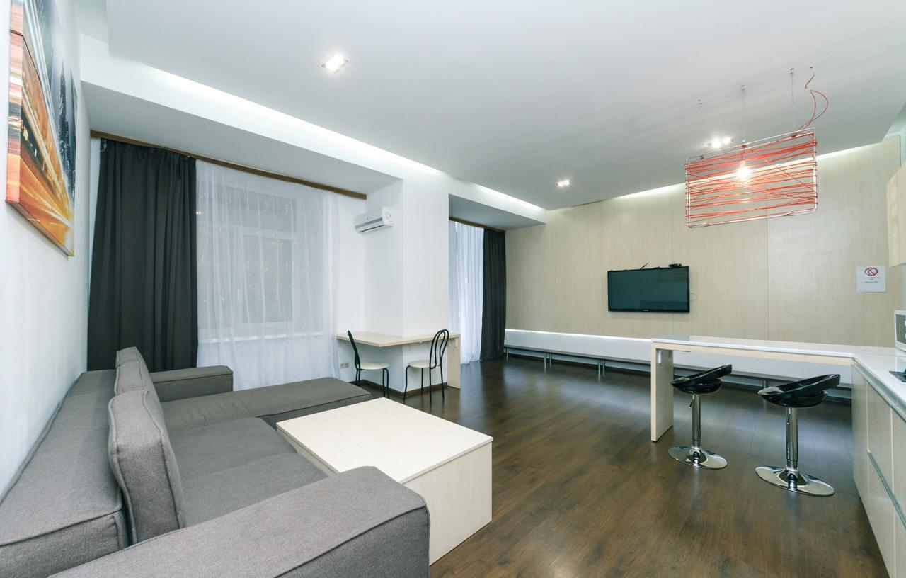 Kreschatik 21 With Terrace 2Br Kiev Eksteriør bilde