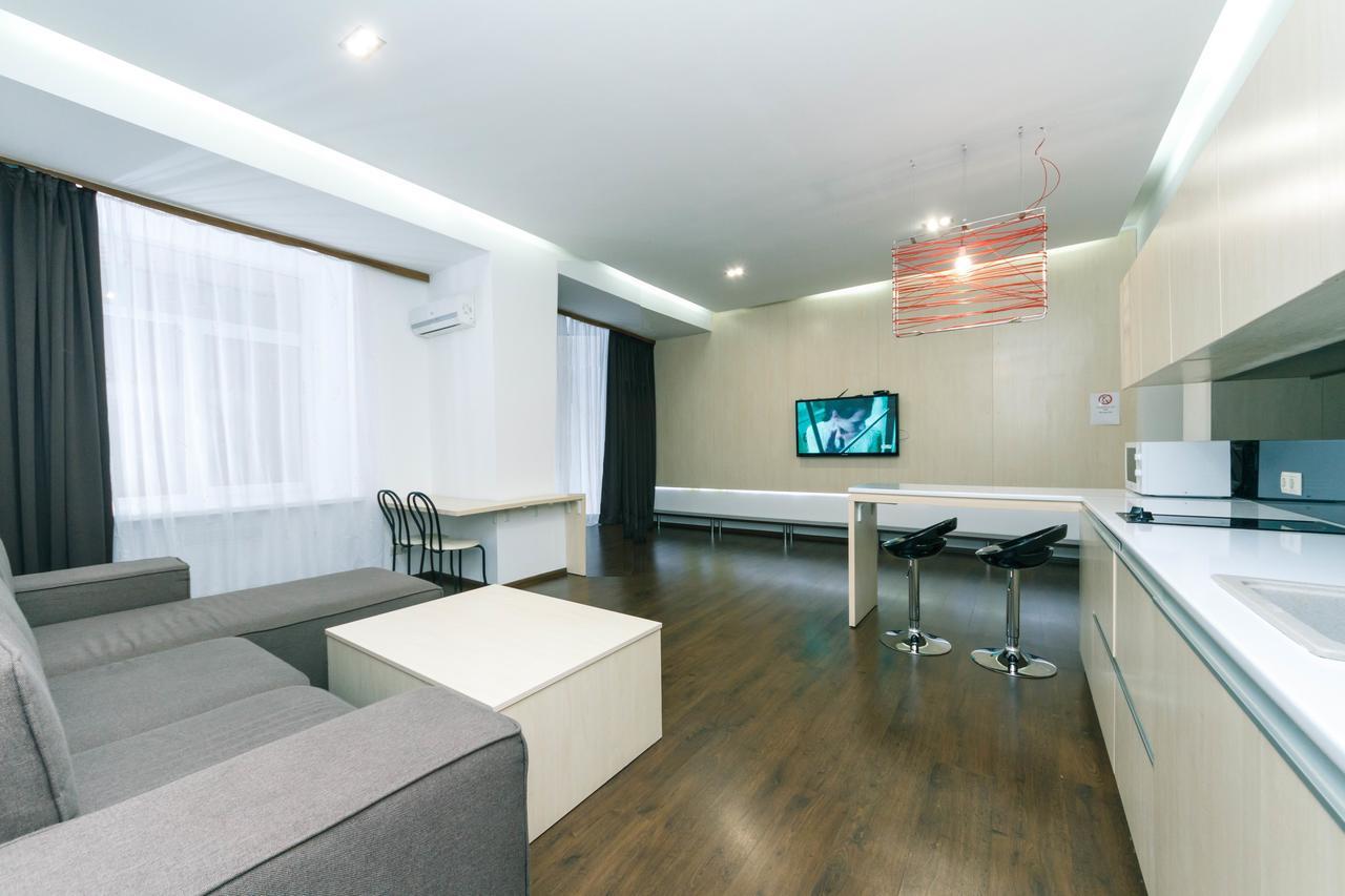 Kreschatik 21 With Terrace 2Br Kiev Eksteriør bilde